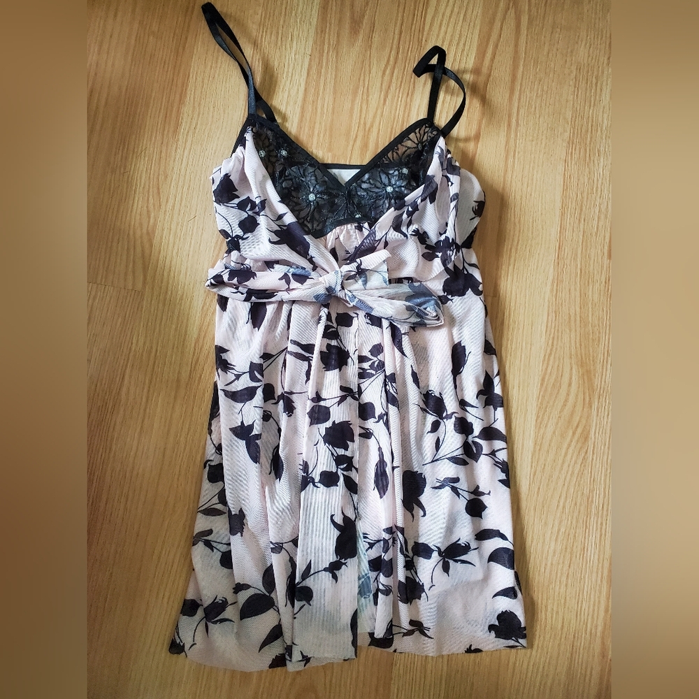 Floral Lace Trim Nightgown